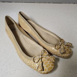 Stuart Weitzman Patent Leather snake Animal Print Ballet Flats